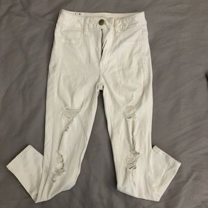 Crop high waisted American Eagle jeans